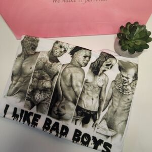 Halloween eye candy tee